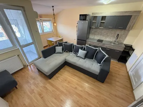 Izdavanje, jednosoban stan, 25m², Niš, Srbija - image 3