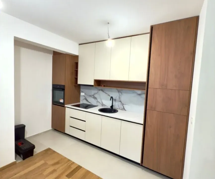 Izdavanje, jednosoban stan, 48m², City Kvart, Podgorica