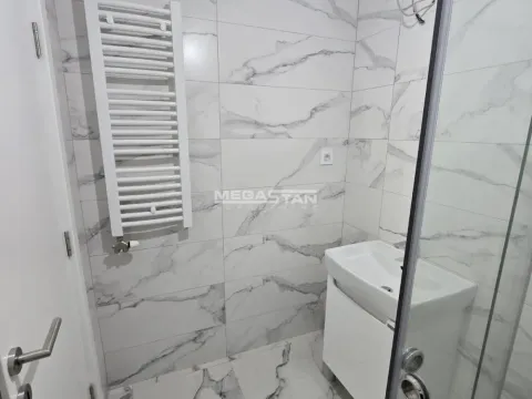 Prodaja, četvorosoban stan, 142m², Šumice, Beograd - image 16