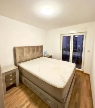 Rent, one bedroom apartment, 45m², City Kej, Podgorica - image 5