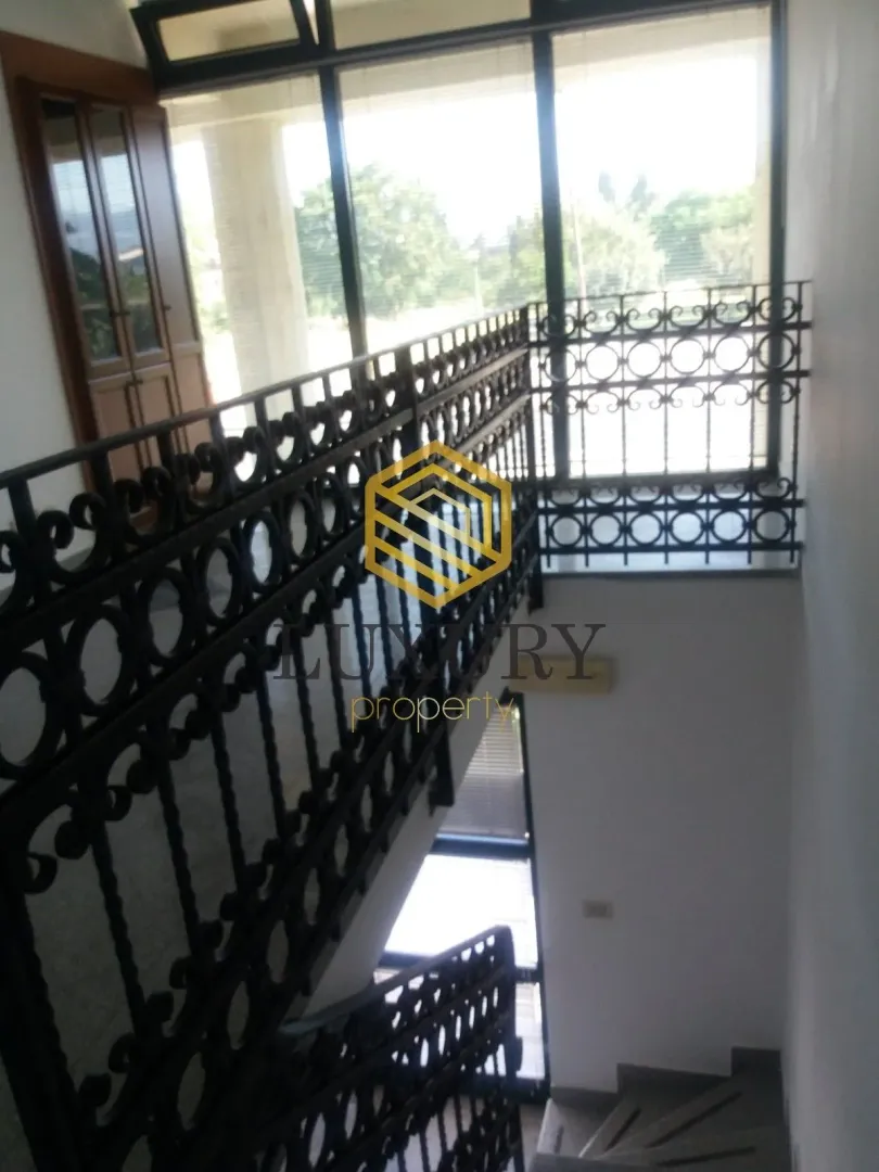 Rent, office space, 53m², Pobrežje, Podgorica