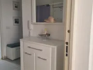 Izdavanje, jednosoban stan, 52m², Donja Lastva, Tivat - image 2