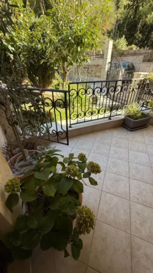 Sale, two bedroom apartment, 68m², Podmaine, Budva