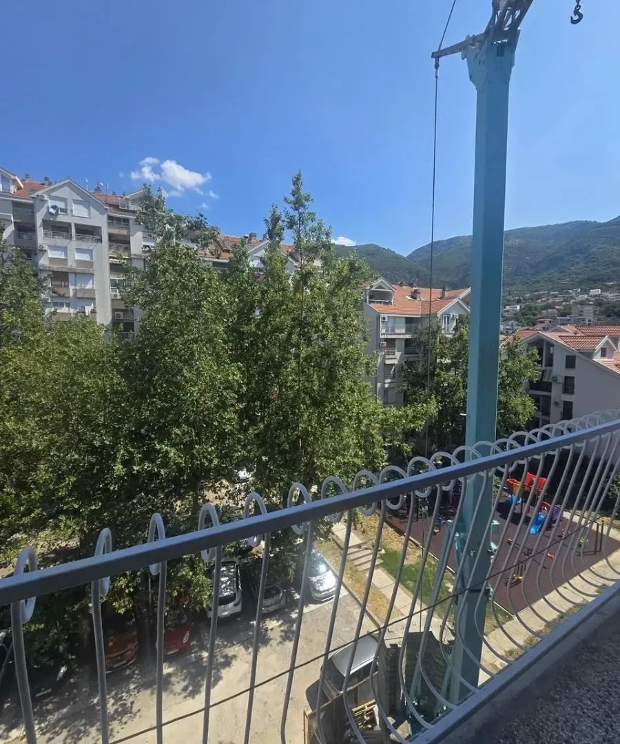 Prodaja, garsonjera, 34m², Centar, Tivat