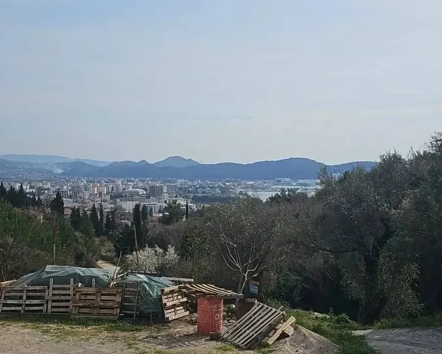 Prodaja, kuća, 74m², Centar, Bar