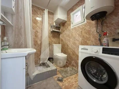 Rent, two bedroom apartment, 120m², Stari Aerodrom, Podgorica - image 17