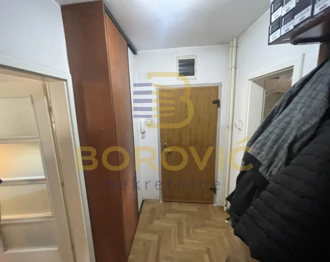 Prodaja, trosoban stan, 81m², Profesorska Kolonija, Palilula Sve Podlokacije