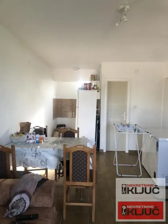 Prodaja, jednosoban stan, 27m², Salajka, Novi Sad Sve Podlokacije