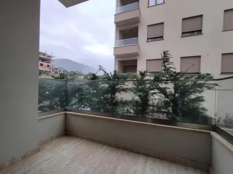 Sale, one bedroom apartment, 68m², Baošići, Herceg Novi - image 10