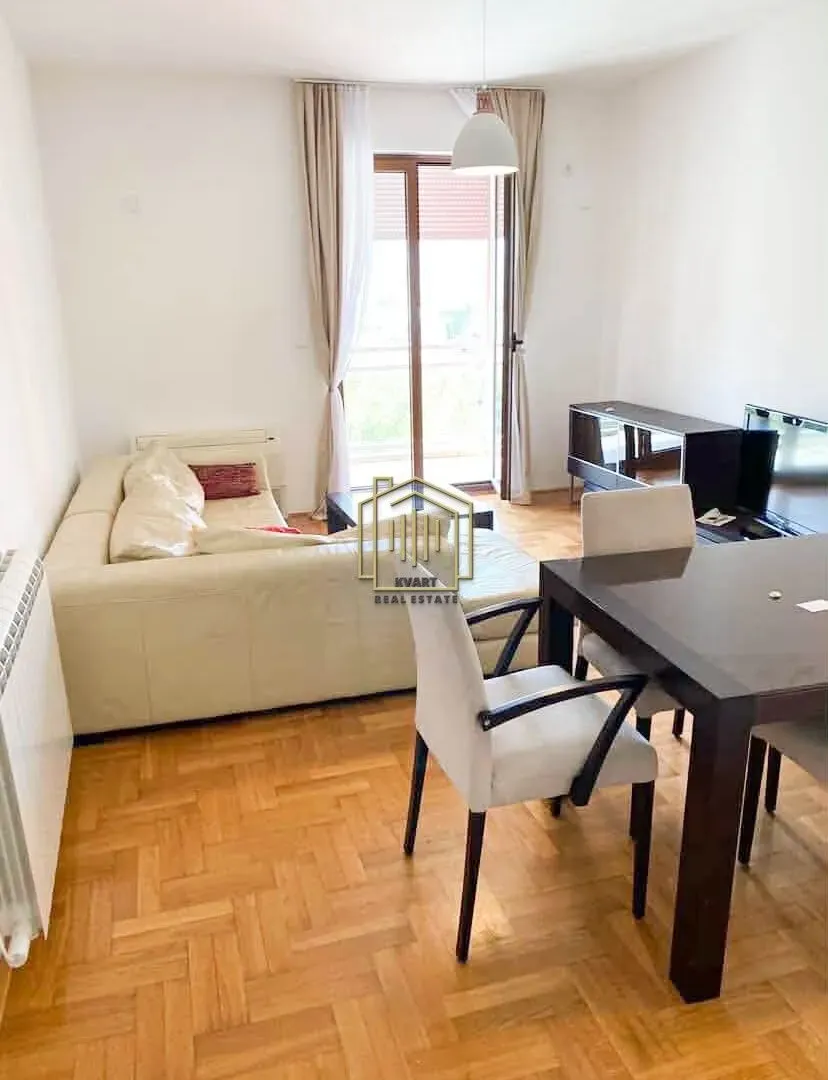 Izdavanje, dvosoban stan, 65m², Preko Morače, Podgorica