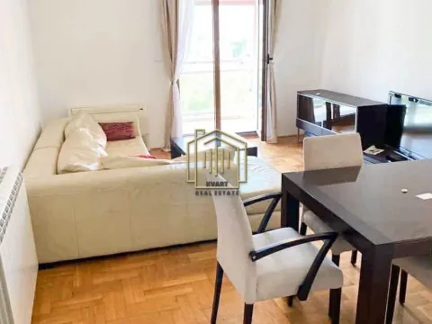 Izdavanje, dvosoban stan, 65m², Preko Morače, Podgorica - image 1