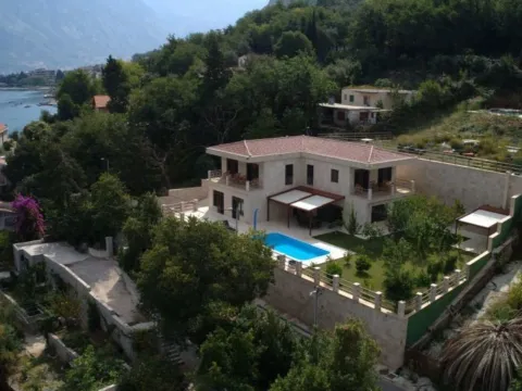 Prodaja, kuća, 370m², Stoliv, Kotor - image 18