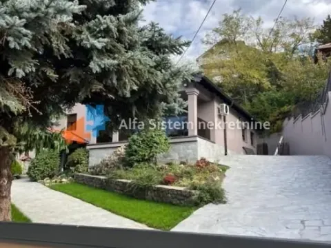 Kuća in Višnjička Banja