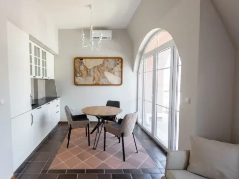 Prodaja, jednosoban stan, 49m², Tivat, Crna Gora
