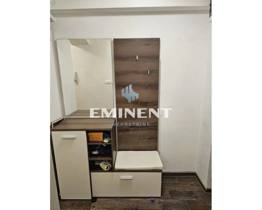 Rent, apartment, 40m², Neimar, Vračar Sve Podlokacije