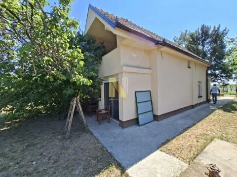 Prodaja, kuća, 120m², Perlez, Zrenjanin - image 3