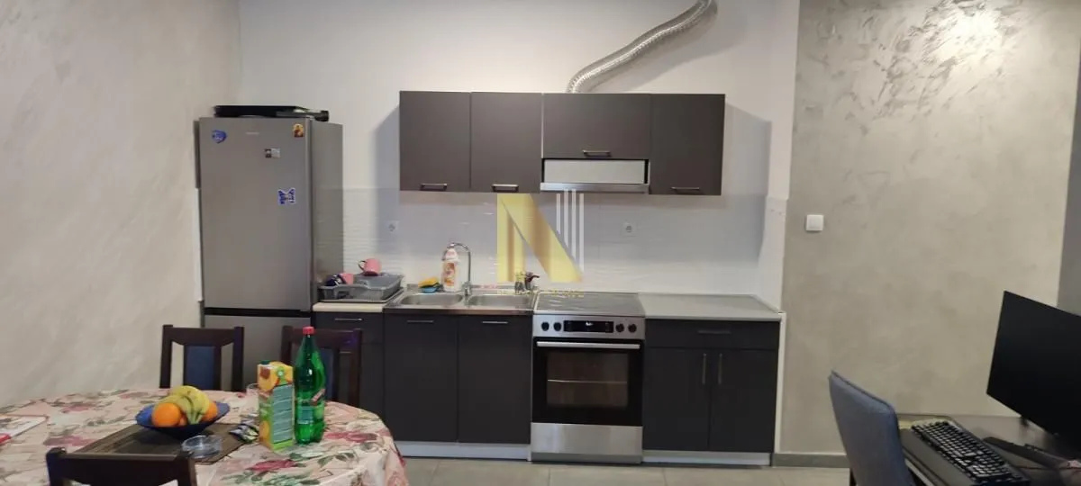 Izdavanje, dvosoban stan, 48m², Salajka, Novi Sad Sve Podlokacije