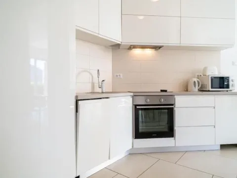 Prodaja, dvosoban stan, 84m², Morinj, Kotor - image 3