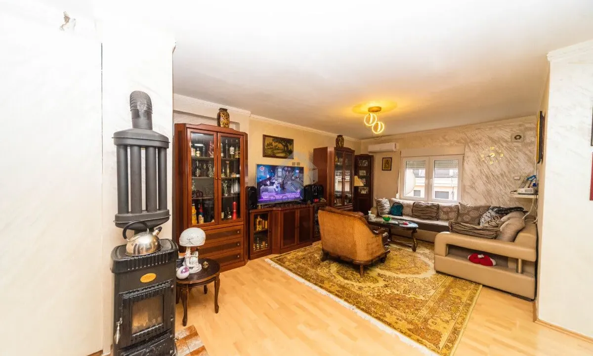 Sale, three bedroom apartment, 109m², Centar, Podgorica