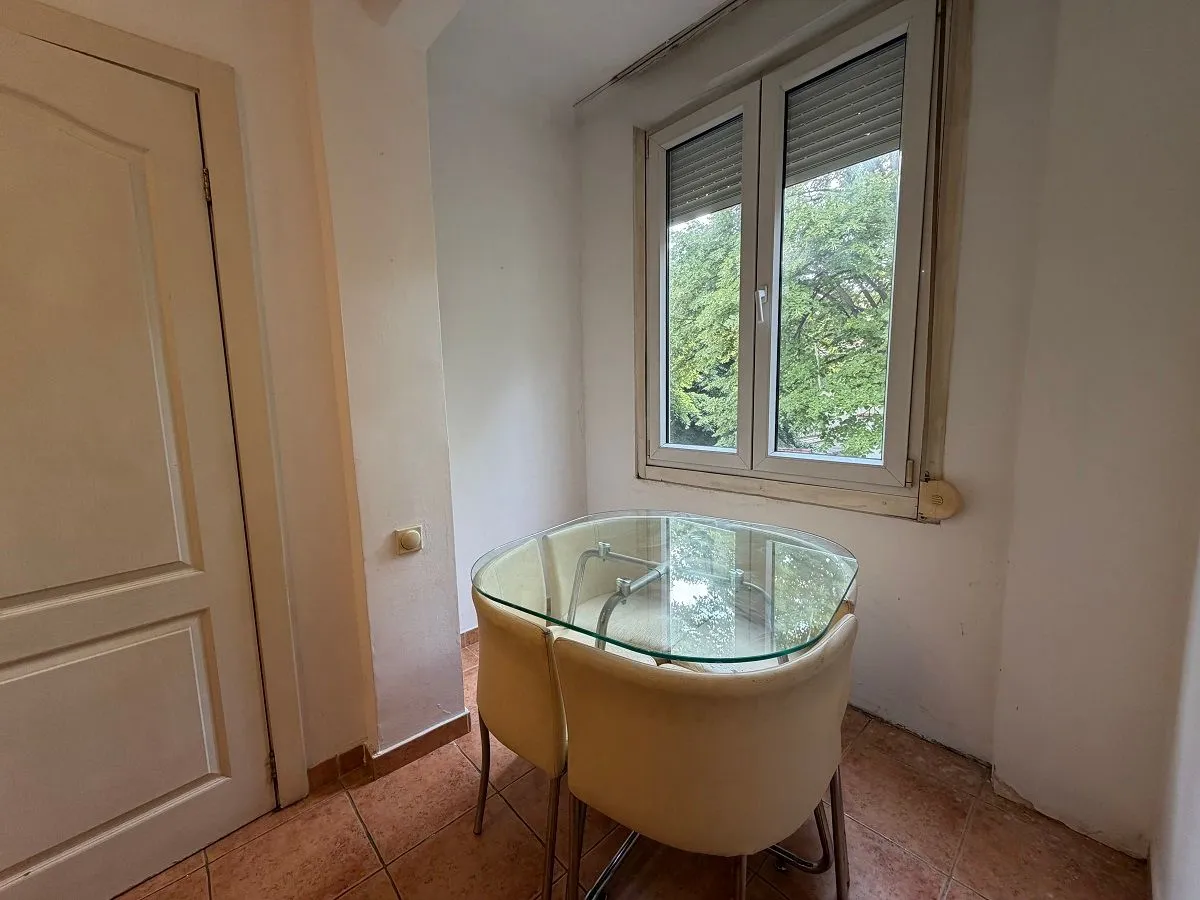 Sale, two bedroom apartment, 47m², Profesorska Kolonija, Palilula Sve Podlokacije