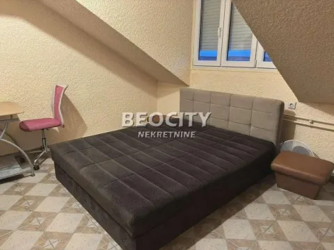 Izdavanje, četvorosoban stan, 120m², Centar, Novi Sad - image 7