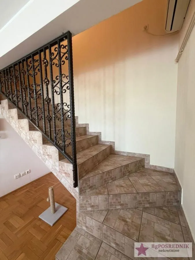 Sale, four bedroom apartment, 120m², Mladenovac, Beograd