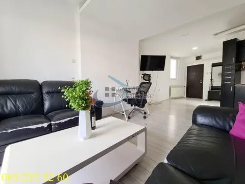 Izdavanje, dvosoban stan, 42m², Stari Grad, Beograd - image 13