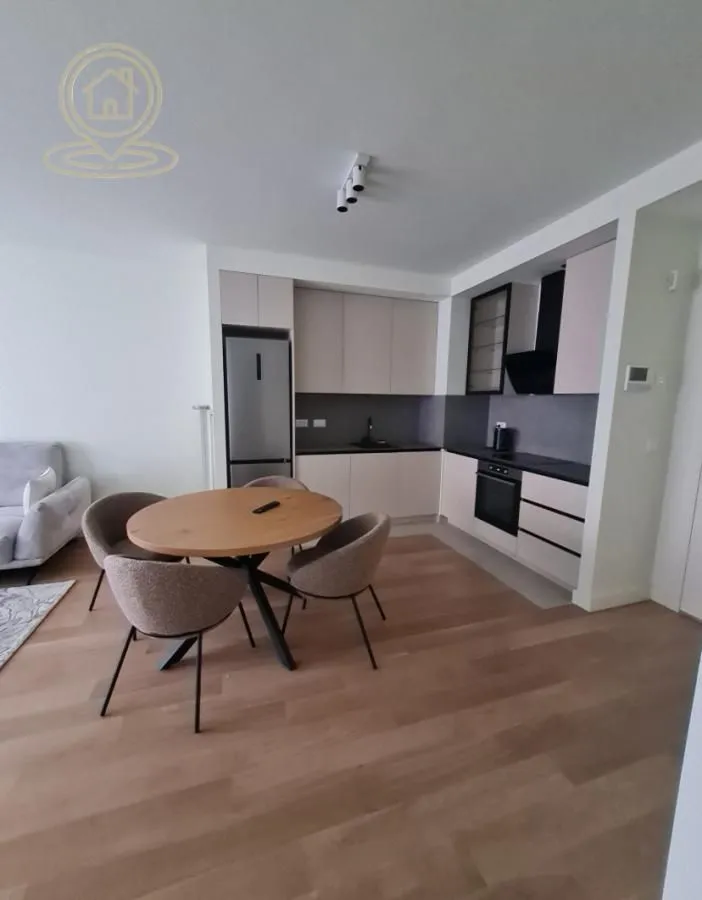 Izdavanje, dvosoban stan, 55m², Savski Venac, Beograd