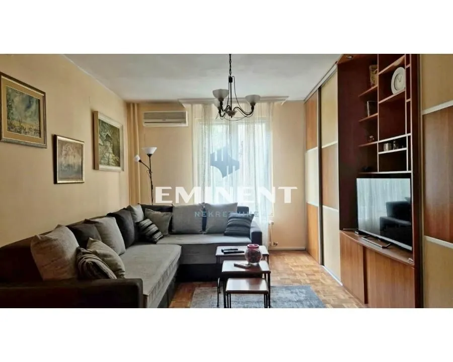 Rent, two bedroom apartment, 54m², Retenzija, Beograd