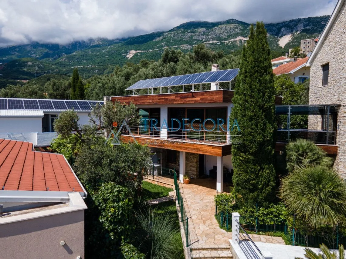 Prodaja, ugostiteljski objekat, 435m², Bečići, Budva
