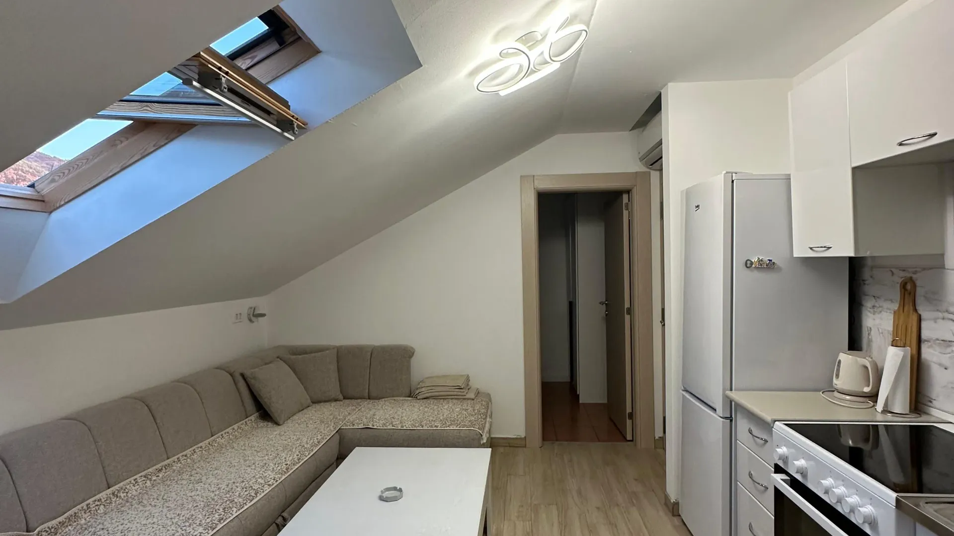 Rent, one bedroom apartment, 33m², Seljanovo, Tivat