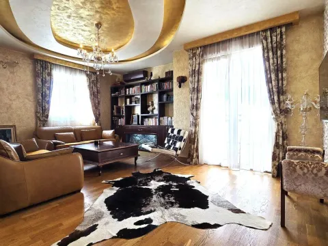 Rent, apartment, 98m², City Kvart, Podgorica - image 2