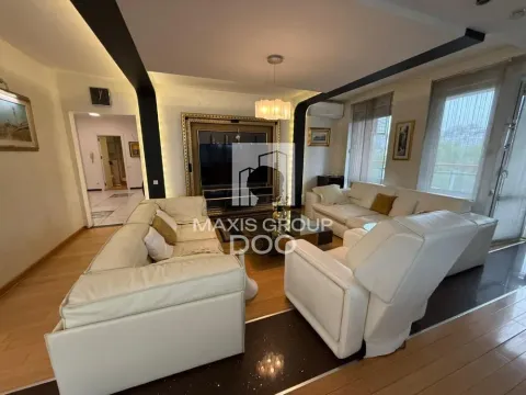 Rent, four bedroom apartment, 150m², Novi Beograd Sve Podlokacije, Beograd - image 1