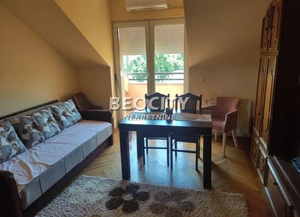 Izdavanje, jednosoban stan, 30m², Centar, Novi Sad