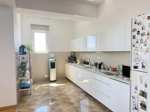 Rent, office space, 312m², Sajmište, Novi Sad - image 5