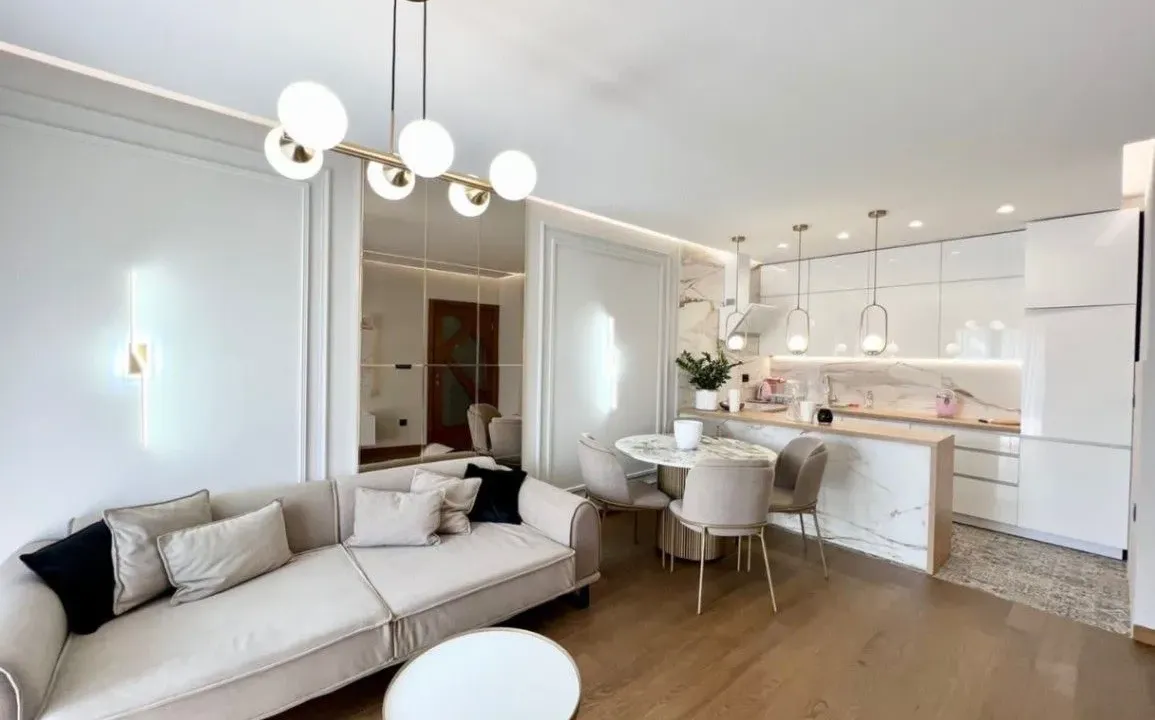 Izdavanje, dvosoban stan, 70m², Ljubović, Podgorica