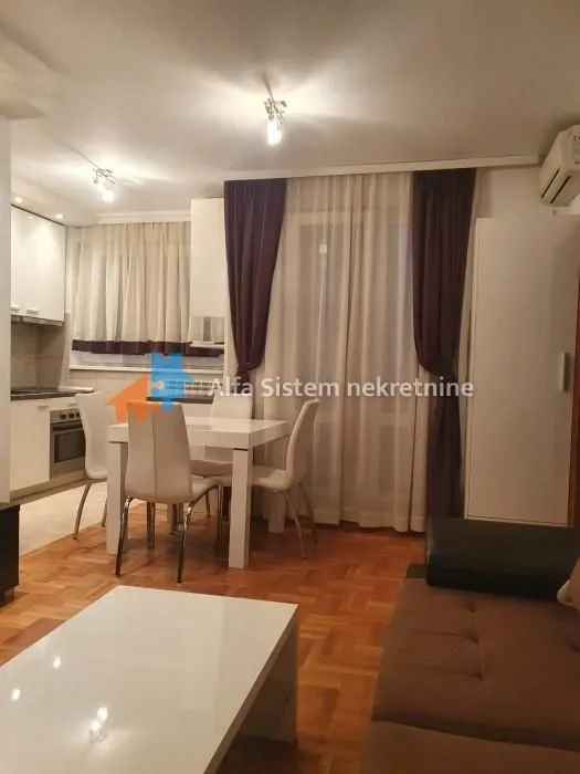 Rent, apartment, 42m², Crveni Krst, Beograd