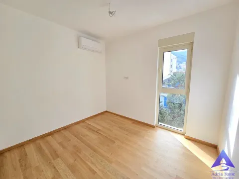 Sale, two bedroom apartment, 65m², Centar, Budva - image 4