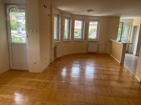 Sale, four bedroom apartment, 108m², Palilula, Niš