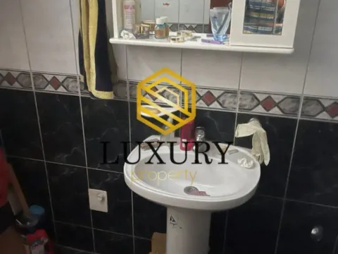 Sale, two bedroom apartment, 61m², Centar, Podgorica - image 5