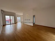 Izdavanje, trosoban stan, 101m², Zabjelo, Podgorica - image 12