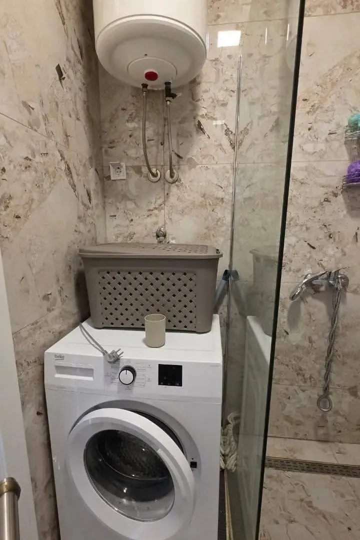 Prodaja, dvosoban stan, 70m², 1 maj, Podgorica