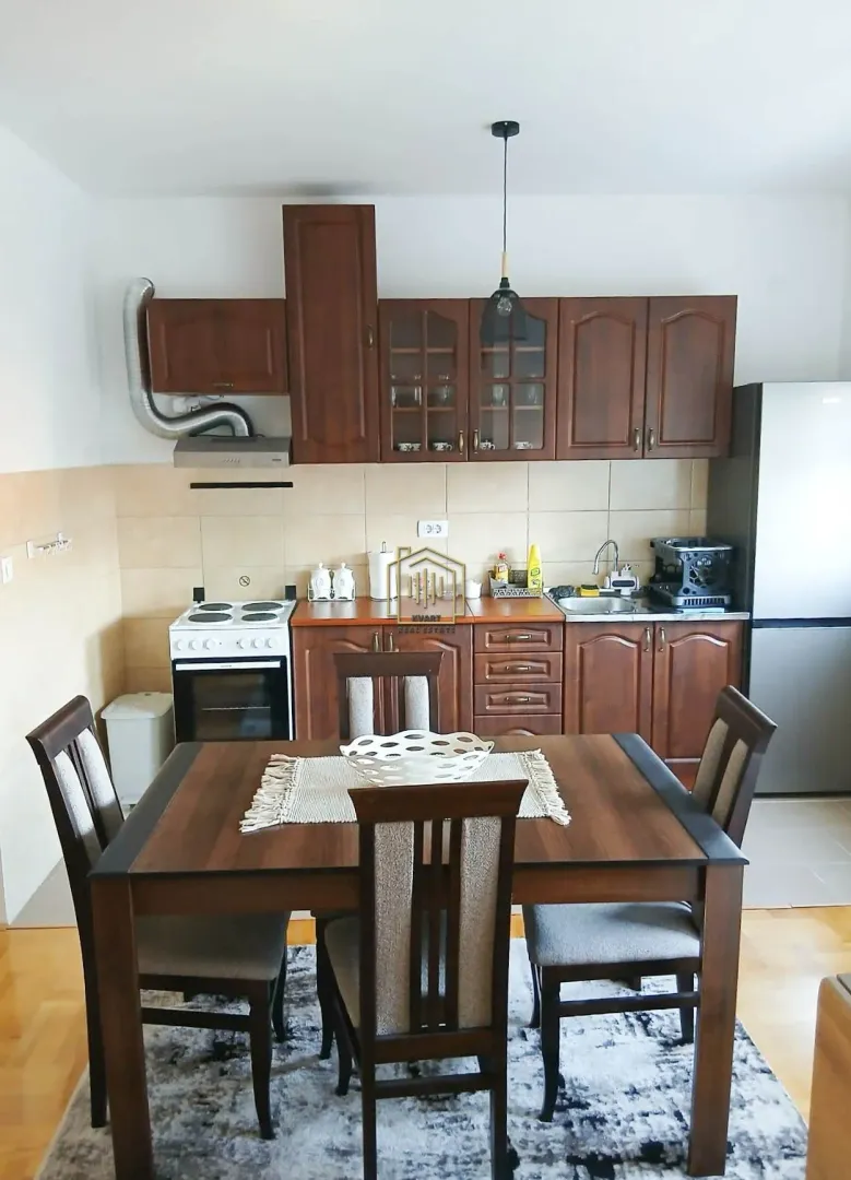 Prodaja, dvosoban stan, 56m², Konik, Podgorica