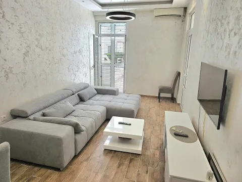 Prodaja, dvosoban stan, 62m², Golubovina, Budva - image 1