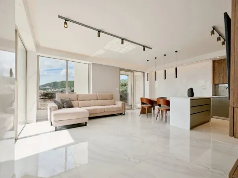 Sale, two bedroom apartment, 90m², Rafailovići, Budva