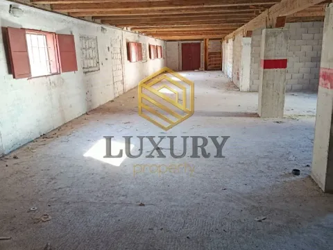 Rent, office space, 300m², Centar, Bar - image 2