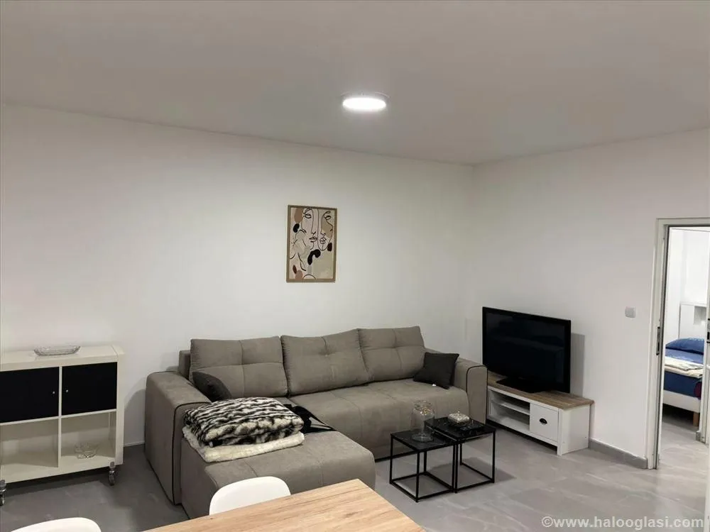 Rent, one bedroom apartment, 50m², Voždovac Sve Podlokacije, Beograd