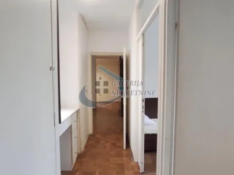 Izdavanje, trosoban stan, 78m², Cerak, Beograd - image 17