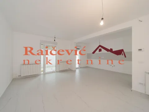 Prodaja, trosoban stan, 95m², Grocka, Beograd - image 4