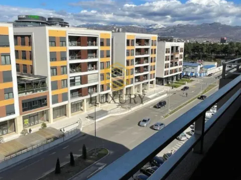Prodaja, jednosoban stan, 39m², Central Point, Podgorica - image 10